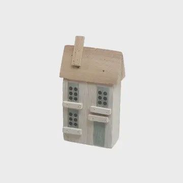 WOODEN HOUSE