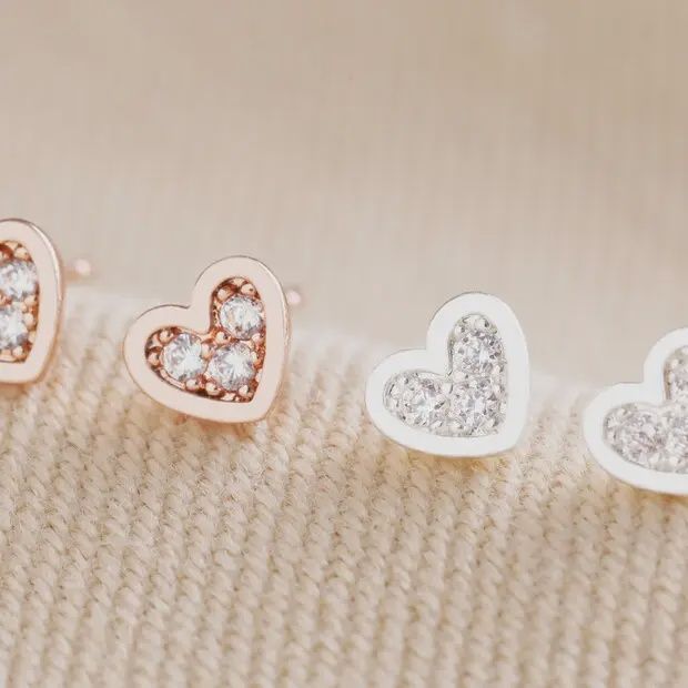 TINY CRYSTAL HEART STUDS