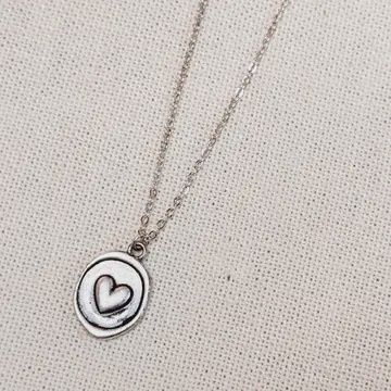 ANTIQUED HEART NECKLACE
