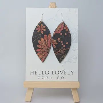 FLORAL ON BLK LARGE LEAF EARRING