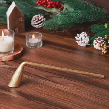 GOLD CANDLE SNUFFER