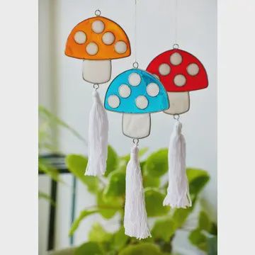 MUSHROOM SUNCATCHER