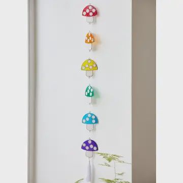 FIVE MUSHROOM SUNCATCHER 5