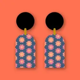 WOODEN CROSS DAISIES EARRINS
