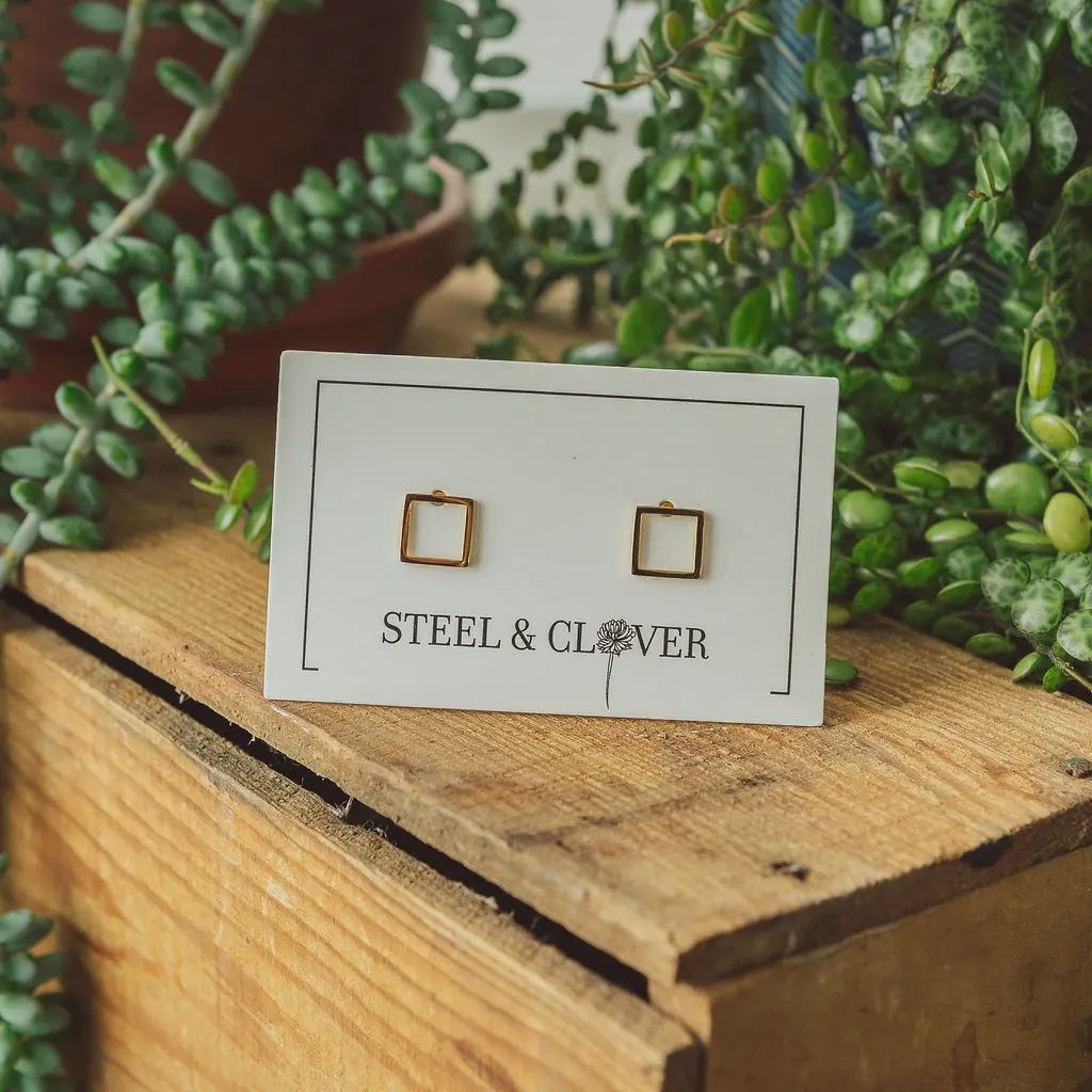 SQUARE STUD EARRINGS, Colour: GOLD