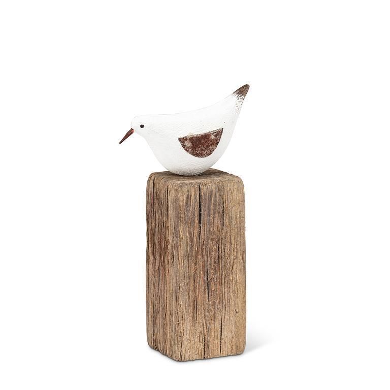SMALL SEABIRD ON WOOD POST 6"