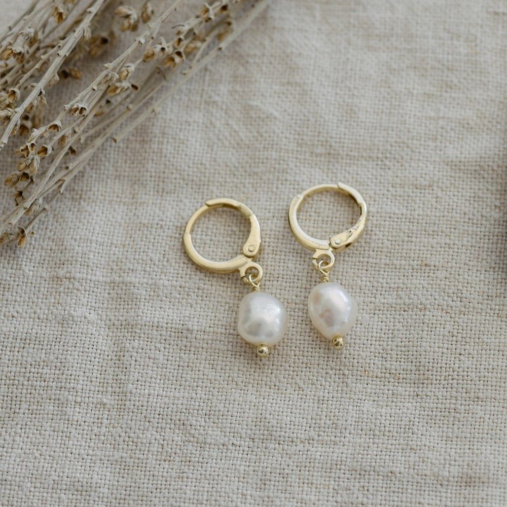 Bitsy Hoop White Pearl, Colour: gold