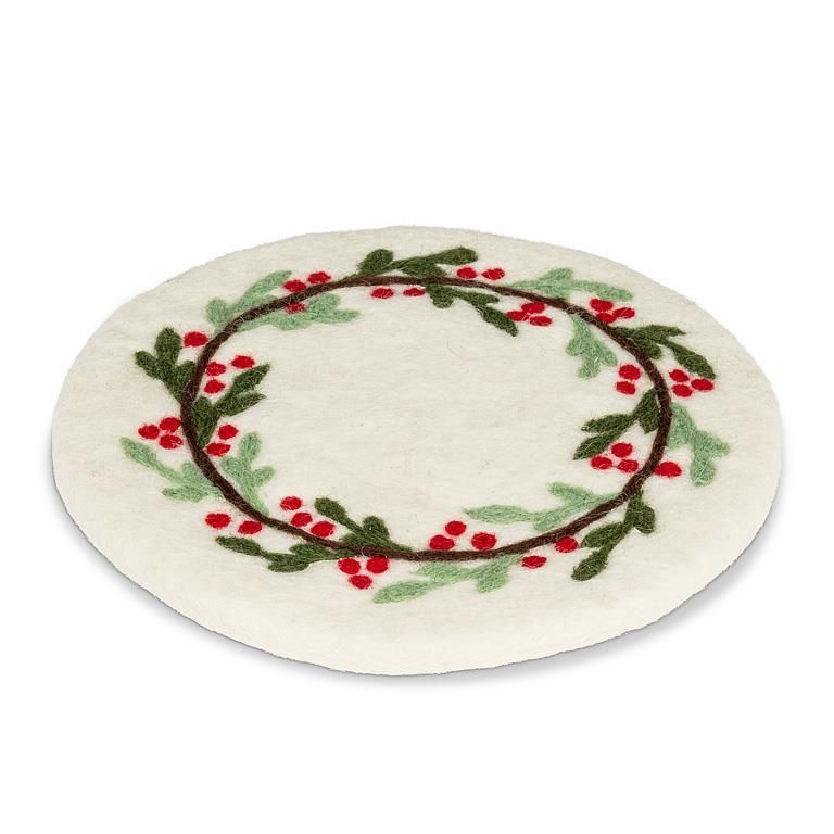 Mistletoe and Berry Felt Trivet