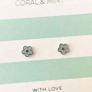 Silver Turquoise Flower Stud Earrings