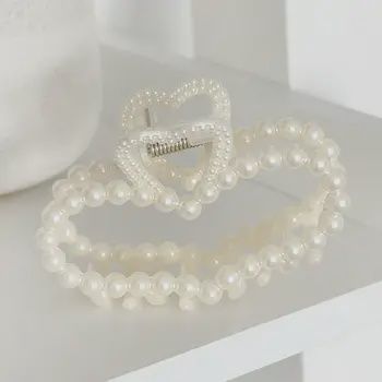 Pearl Heart Claw Hair Clip