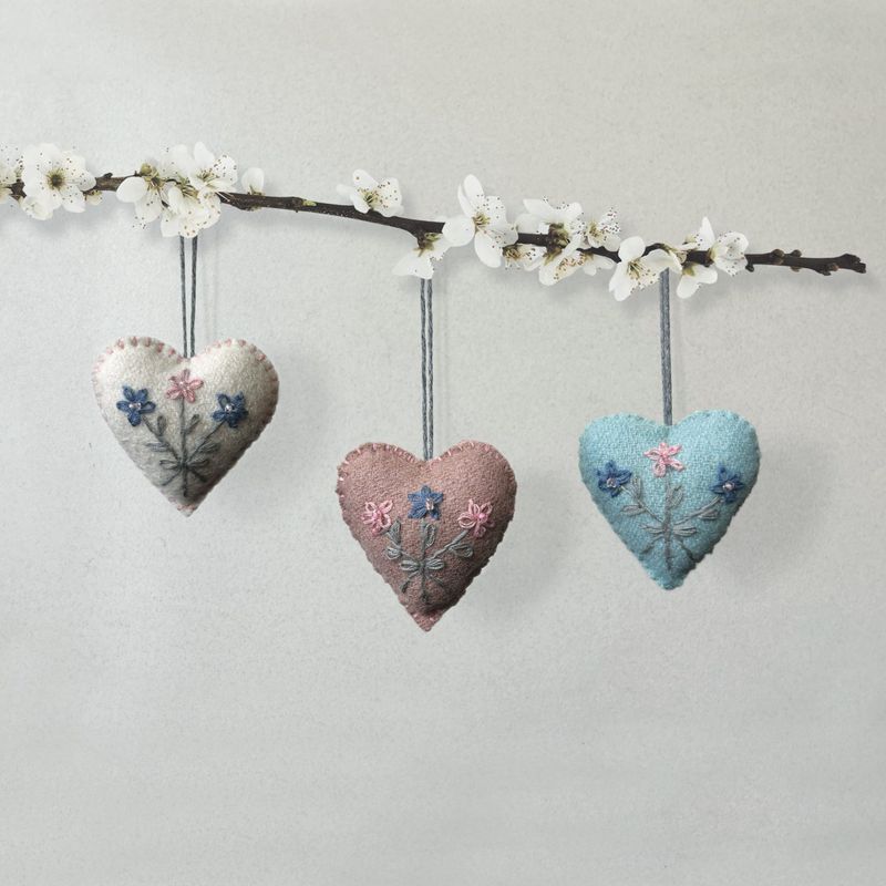 Embroidered Floral Heart Hanger