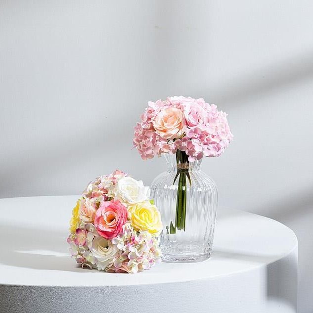 Small Rose &amp; Hydrangea Bouquet
