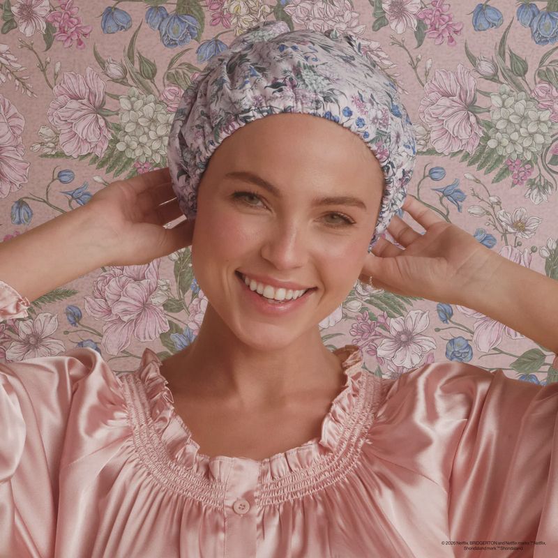 Bridgerton Satin-Lined Flexi Shower Cap in Wisteria