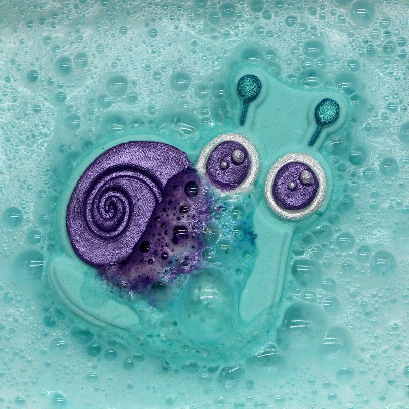 Blue Snail Bath Bomb