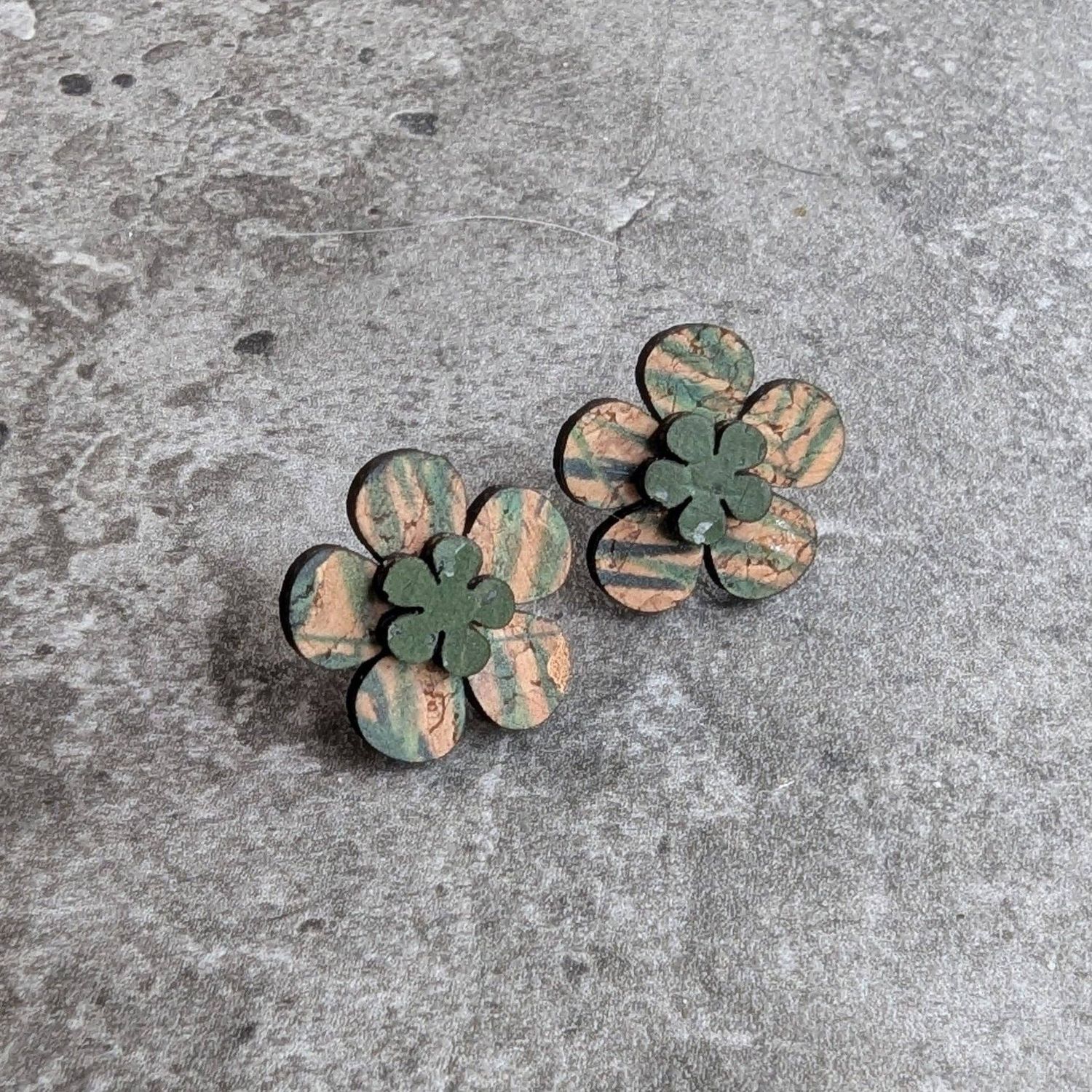 Posie Stud Earrings in Tropical Leaf