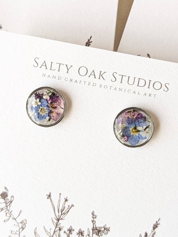 Salty Oak Studios Circle Garden Studs