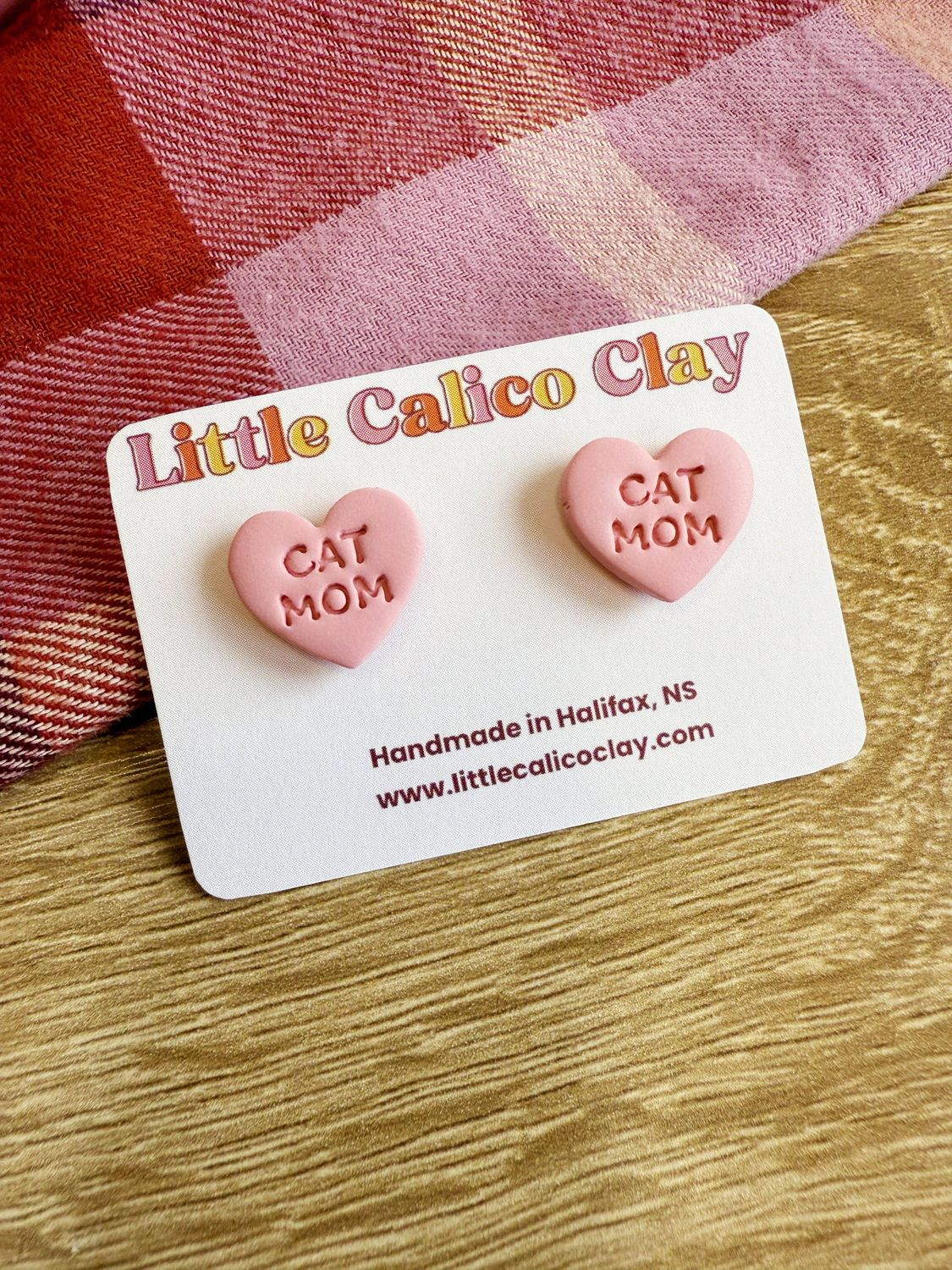 Cat Mom Heart Clay Studs, Colour: Pink