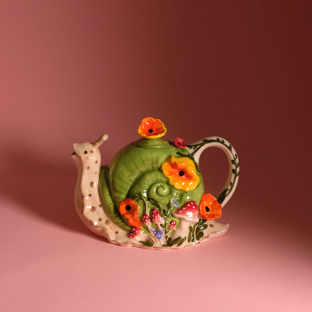 Snail Teapot, Title: Snail