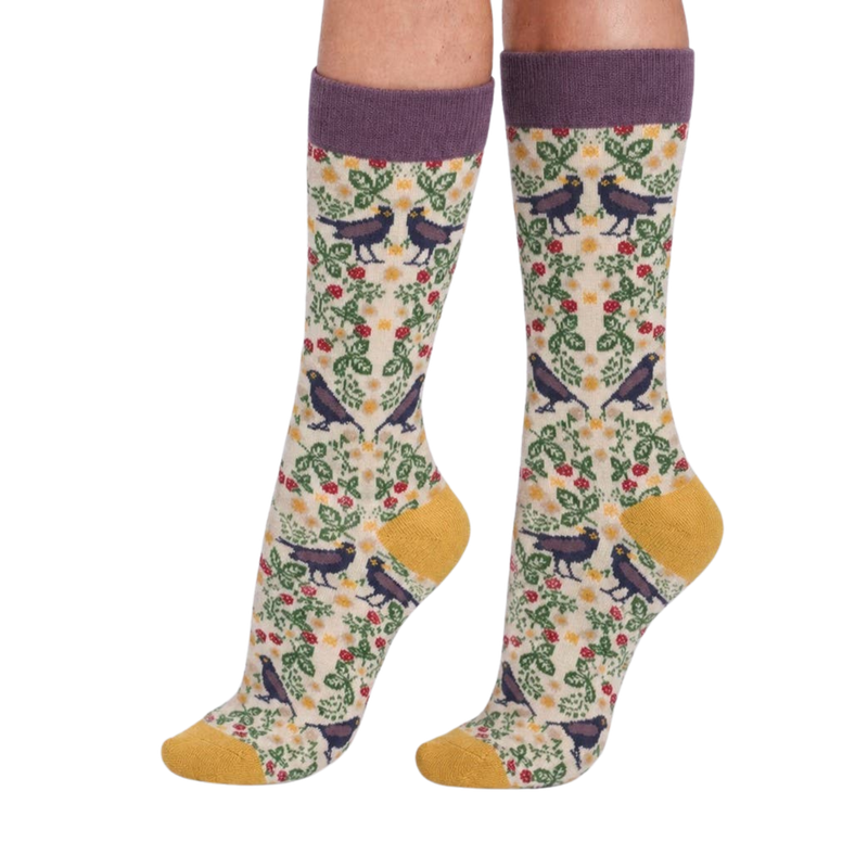 The Quintessential Cambridge Women's Socks Bird Cream