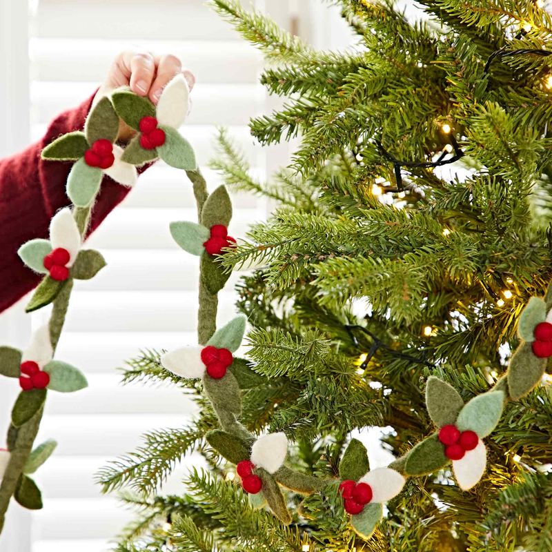Felt Berry Christmas Garland