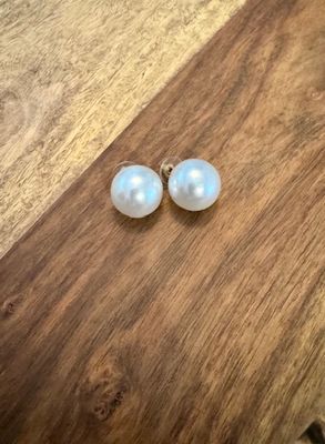 Large Pearl Studs