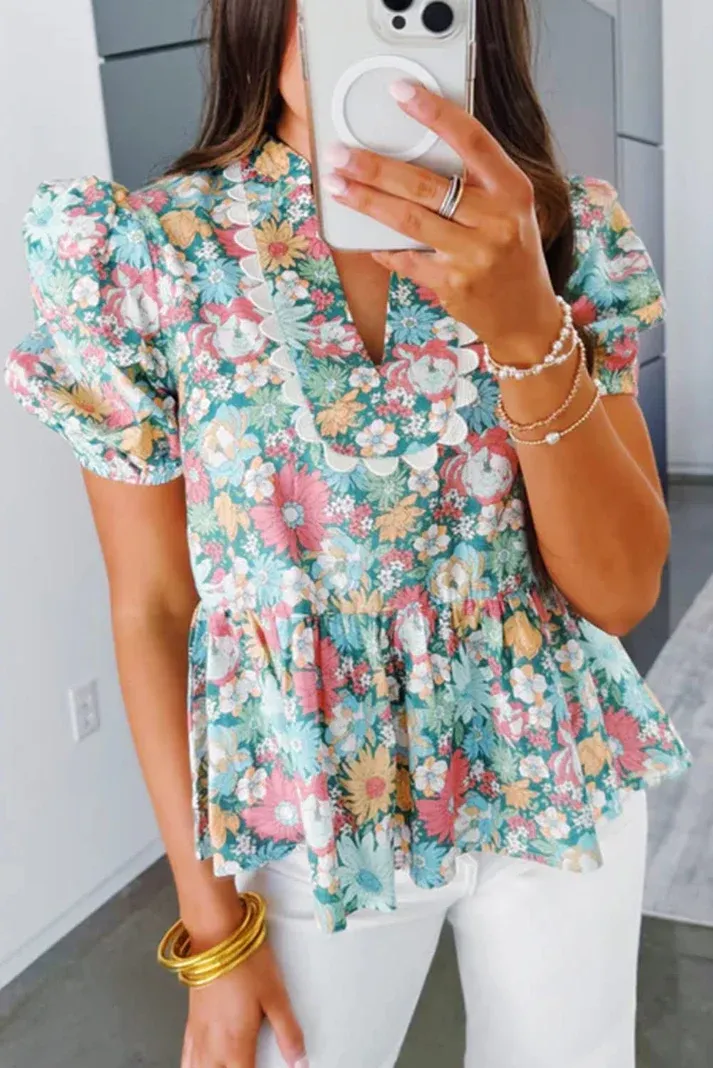 Multicolor Notched Puff Blouse