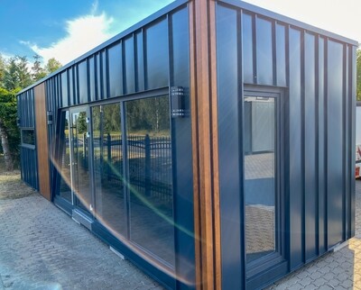 Tiny House / Ferienwohnung 10,00 x 3,00 m – Die Container