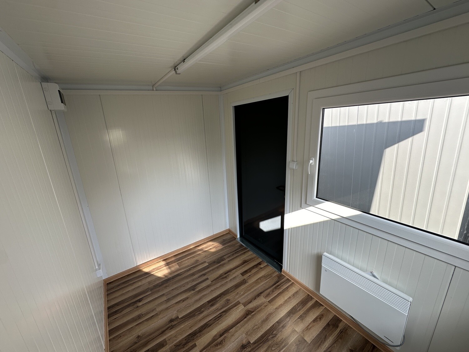 Bürocontainer 3,00 x 2,00 m – Die Container