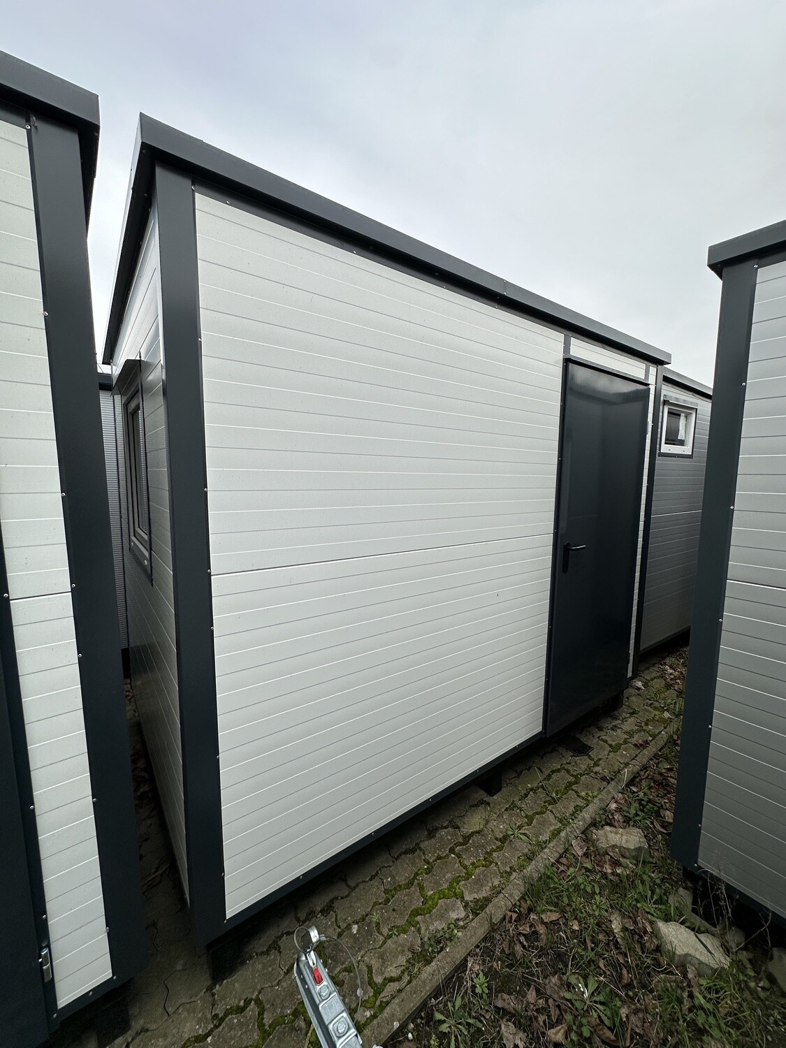 Bürocontainer 3,00 x 2,00 m – Die Container