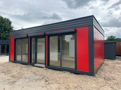 Imbisscontainer 5,00 x 8,00 sofort lieferbar – Die Container
