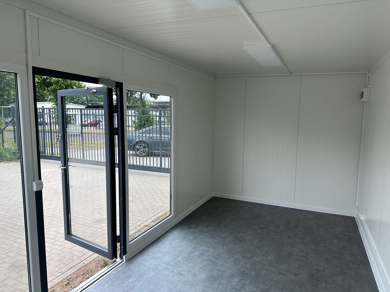 Bürocontainer 6,00 x 2,90 m – Die Container