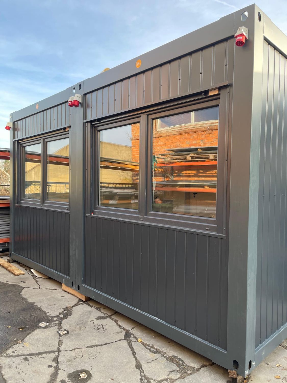 Doppelcontainer 6,00 x 4,88 m – Die Container