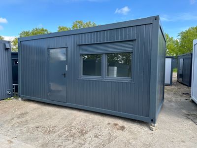 Wohncontainer 6,00 x 3,00 m mit Küchenzeile, Toilette und Dusche – Die Container