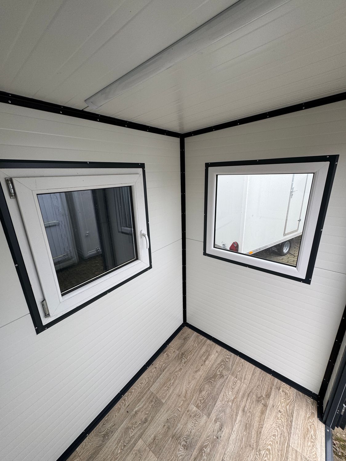 Bürocontainer 2,00 x 1,50 m – Die Container
