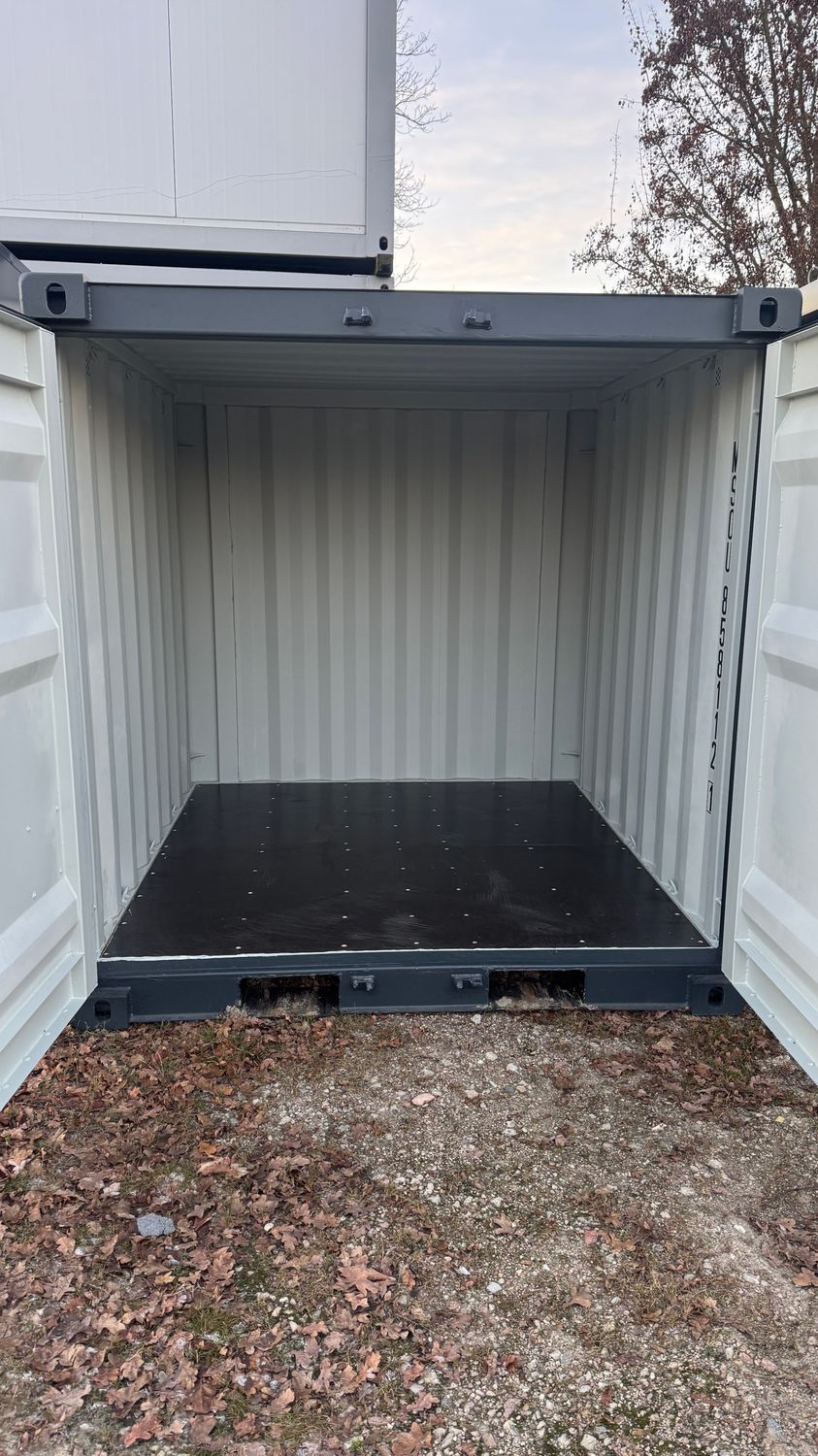 8 Fuß Lagercontainer / Seecontainer 2,44 x 2,20 m – Die Container