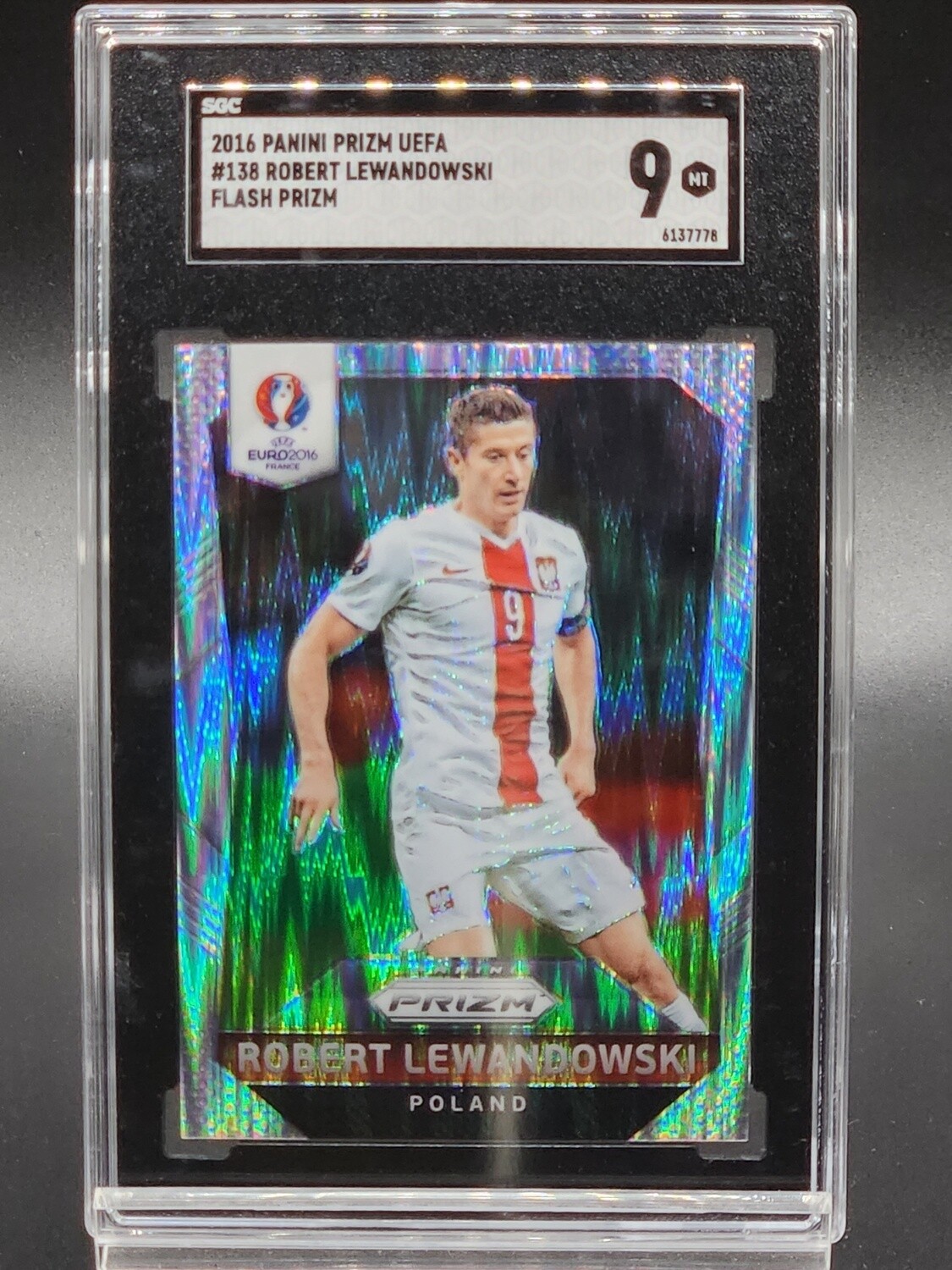 2016 Panini Prizm UEFA Robert Lewandowski Flash Prizm SGC 9