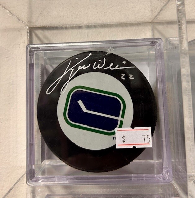 Tiger Williams Signed Puck