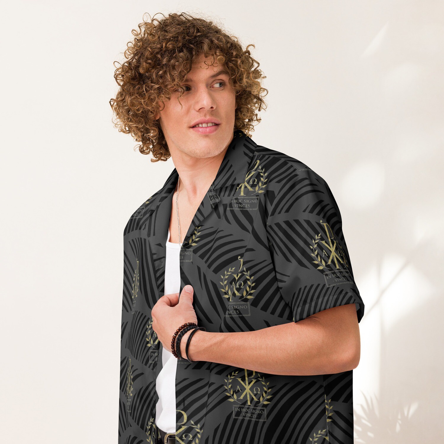 Button Up Shirt - In Hoc Signo Vinces
