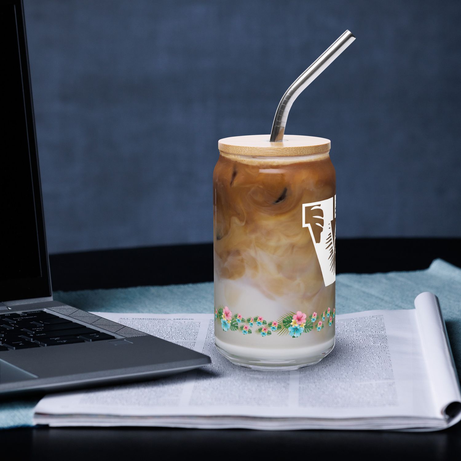 Can-shaped glass W