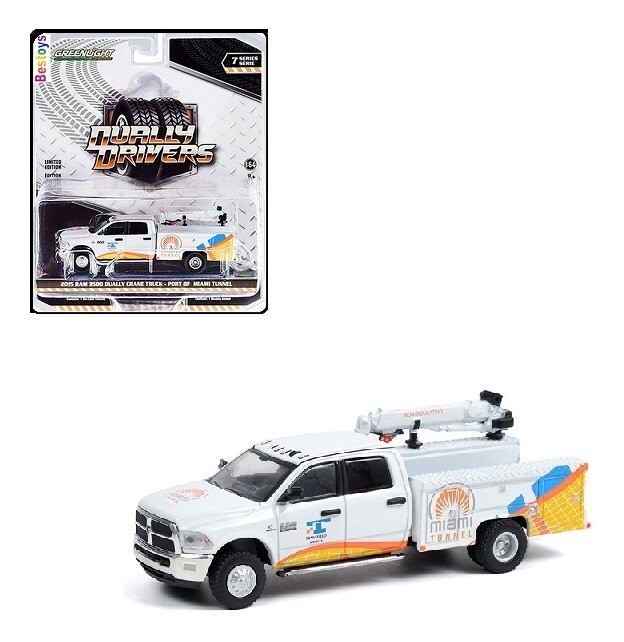 Greenlight Diecast Model Car Dually Dodge RAM 3500 2015 Crane Truck Port of Miami Tunnel 1/64 scale new in pack