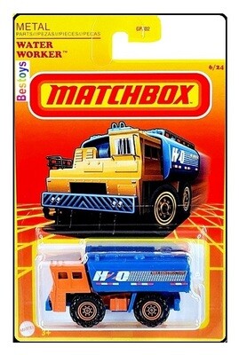 Matchbox Diecast Model Car Retro 6 / 24 Water Worker Tanker new in pack