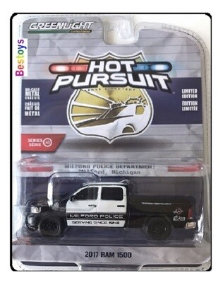 Greenlight Diecast Model Car Hot Pursuit Police Dodge RAM 1500 Pickup 2017 Milford Michigan 1/64 scale new in pack