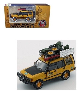 BM Creations Diecast Model Car B0194 Land Rover Discovery 1 &quot;Camel&quot; Adventure + accessories 1/64 scale