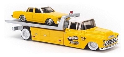 Maisto Design Elite Transport Chevy Chevrolet Flatbed Recovery Truck 1957 + Chevy Caprice 1987 1/64 scale