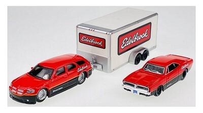 Maisto Diecast Model Car Design Series Team Hauler Dodge Magnum RT 2006 + Dodge Charger RT 1969 + enclosed trailer 1/64 scale
