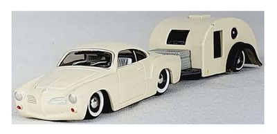Maisto Diecast Model Car Design Tow &amp; Go VW Volkswagen Karmann Ghia 1966 + Traveler Trailer Camper 1/64 scale