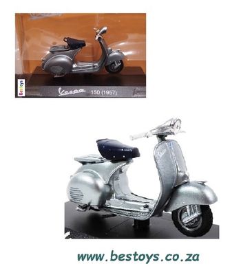 Vespa Piaggio Diecast Model Scooter Collection 150 1957 1/18 scale