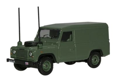 Oxford Diecast Model Car DEF003 Land Rover Defender 110 Hard top Military OO 1/76 railway scale