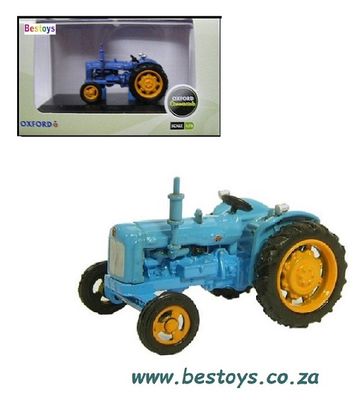 Oxford Diecast Model TRAC001 Fordson Tractor Farm Agricultural 1/76 OO railway scale