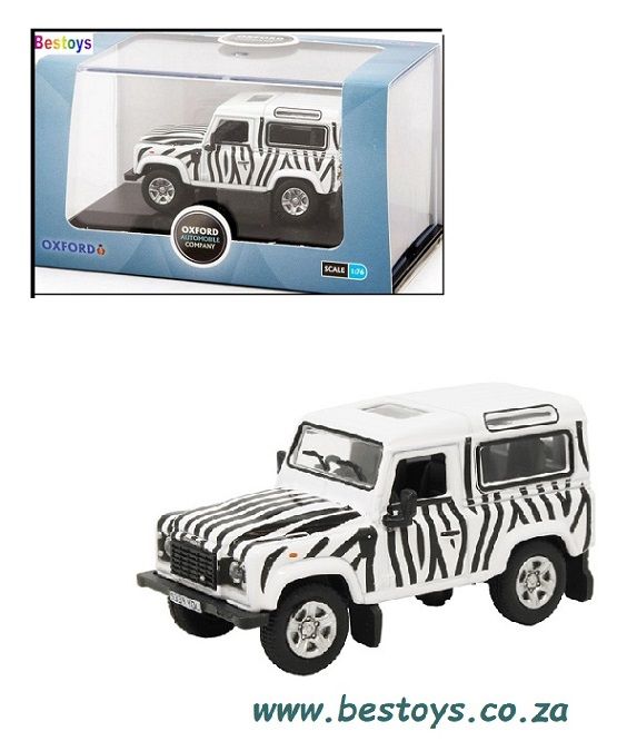 Oxford Diecast Model Car LRDF013 Land Rover Defender 90 Stationwagon Safari 1/76 OO railway scale